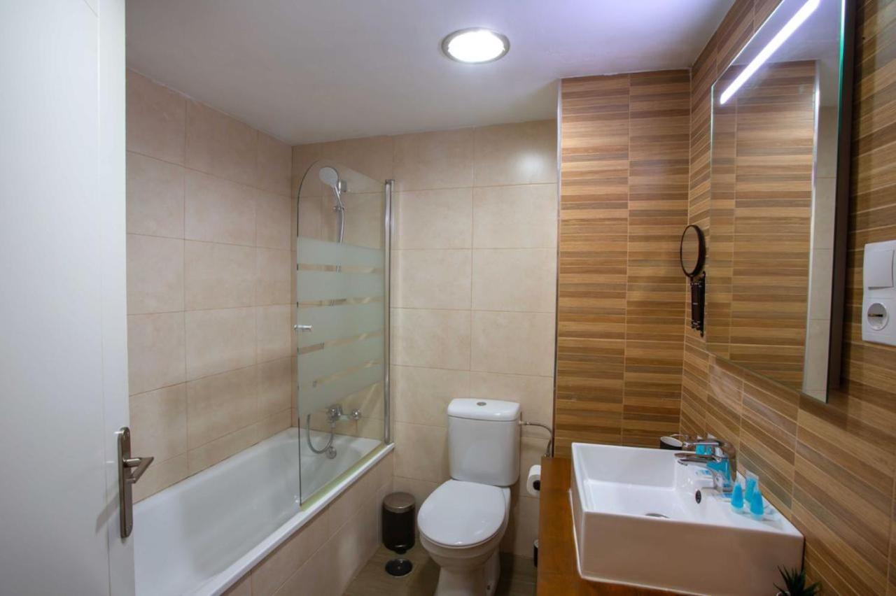 Holidays2Malaga Lagunillas 3 Bedrooms Downtown Local Area 500Mb Free Wifi Exterior photo